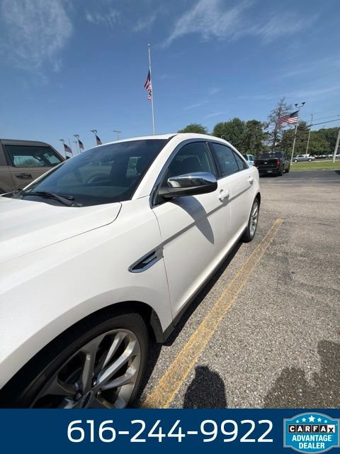 Used 2016 Ford Taurus Limited w/ Equipment Group 301A AWD/4WD image 9