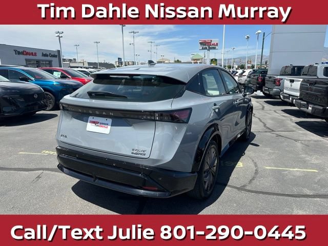 Used 2024 Nissan Ariya AWD image 11