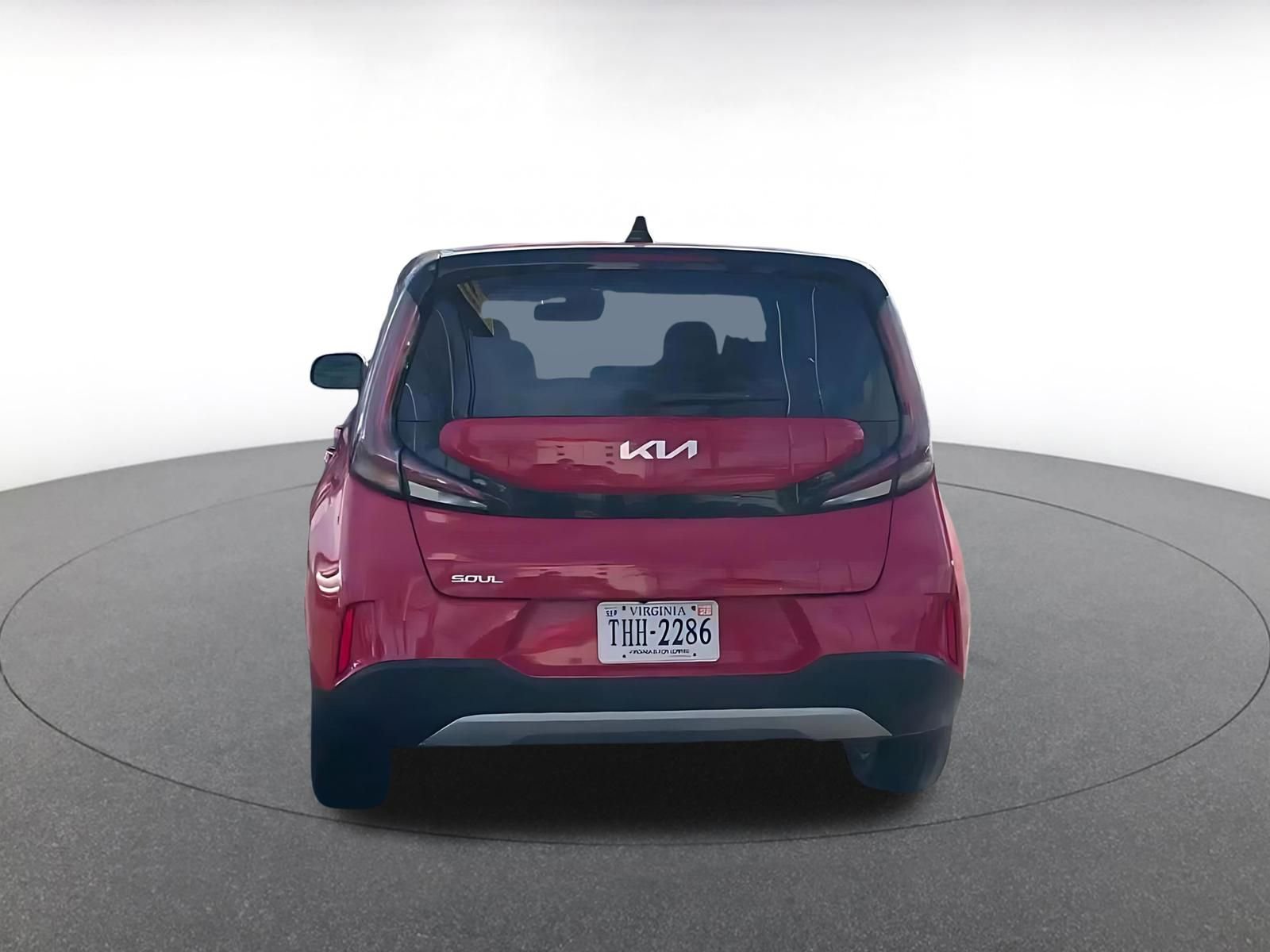 Used 2025 Kia Soul LX w/ LX Technology Package image 12