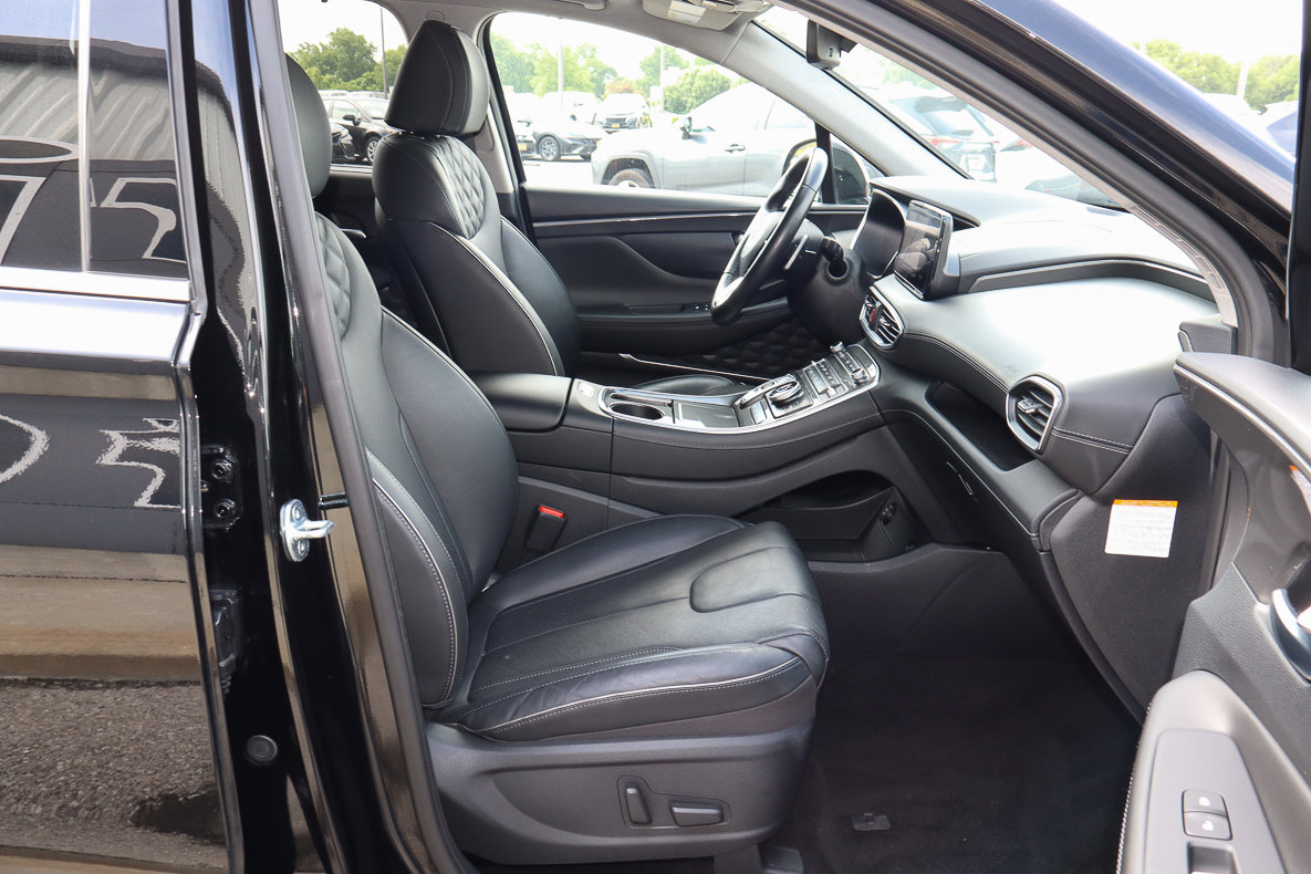 Used 2023 Hyundai Santa Fe Limited image 27