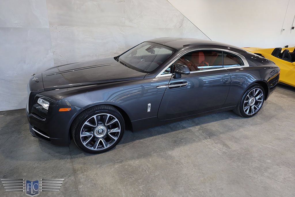 Used 2019 Rolls-Royce Wraith RWD image 43