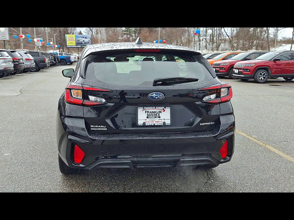 Used 2024 Subaru Impreza 2.0i Sport image 7