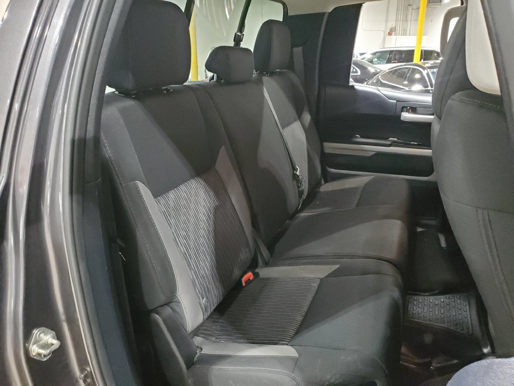 Used 2014 Toyota Tundra SR5 w/ SR5 Upgrade Package RWD image 20