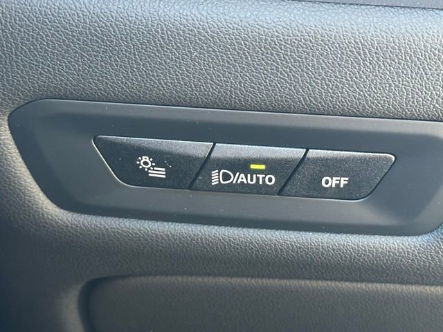 Used 2026 BMW X5 xDrive40i w/ Premium Package image 17