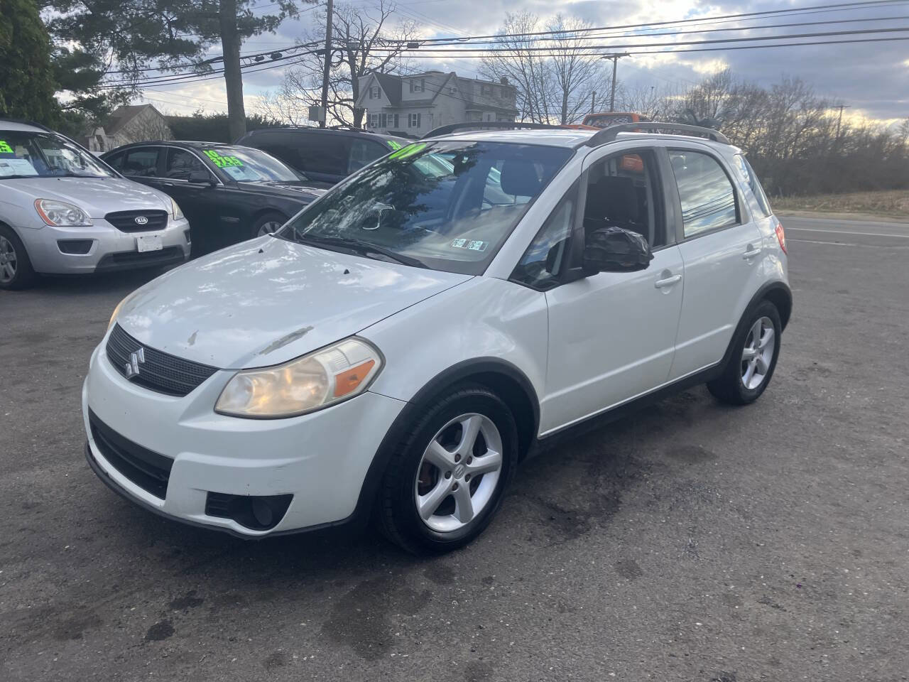 Used 2009 Suzuki SX4 Base AWD Crossover 4dr 4A image 11