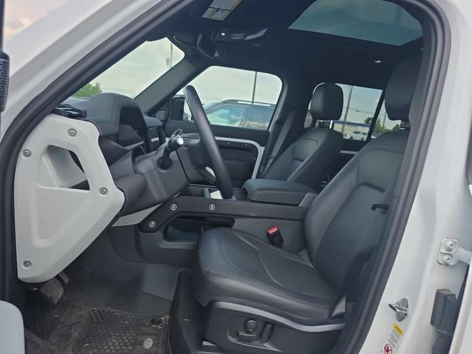Used 2024 Land Rover Defender 110 S AWD/4WD image 7