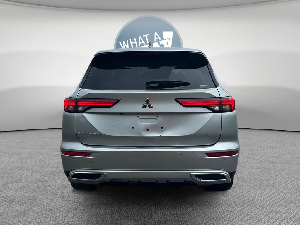Used 2022 Mitsubishi Outlander SE AWD/4WD image 5