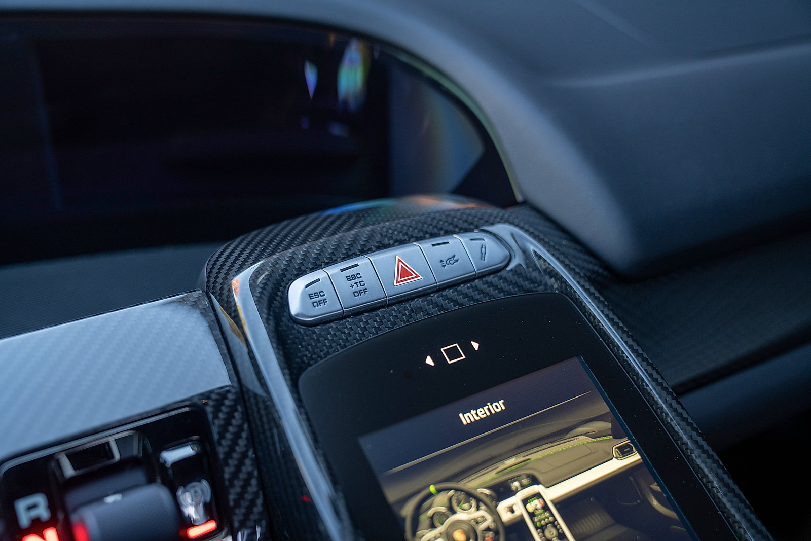 Used 2015 Porsche 918 Spyder Base w/Weissach Package image 15