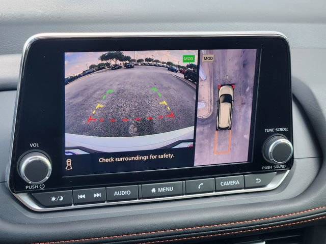 Certified 2025 Nissan Rogue SV image 15