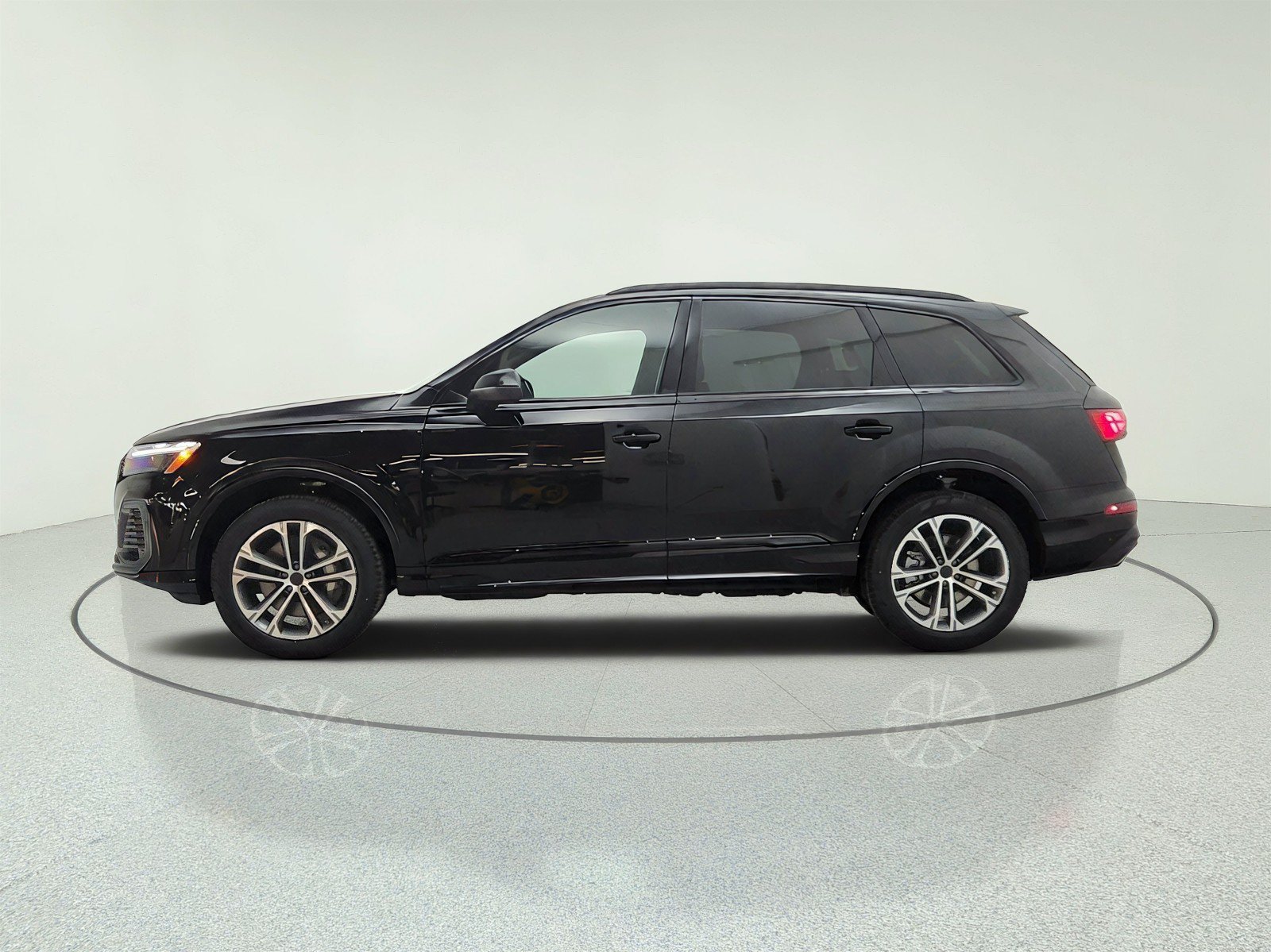New 2026 Audi Q7 2.0T Premium Plus AWD/4WD image 8