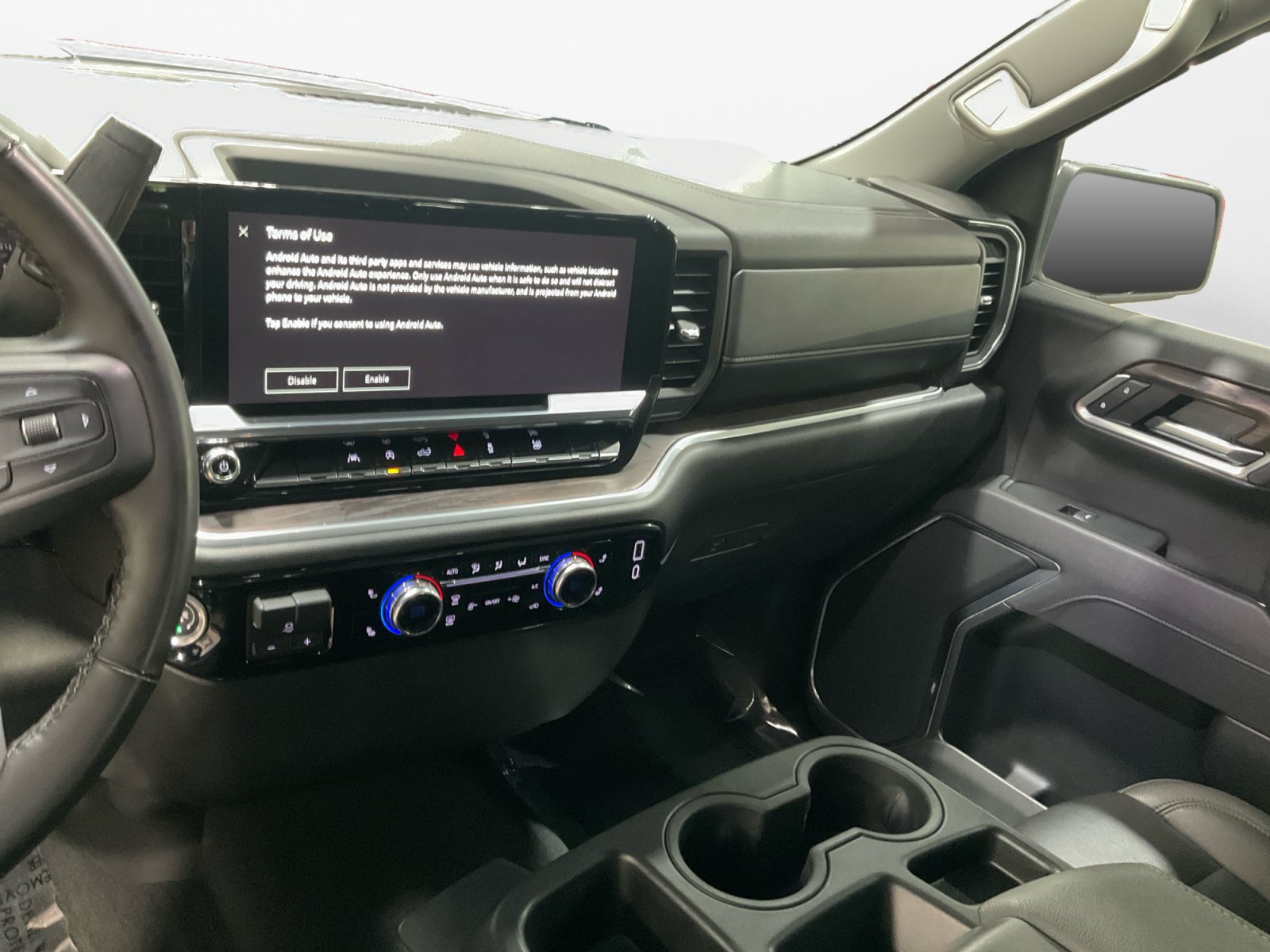 Used 2026 GMC Sierra 1500 SLT AWD/4WD image 12