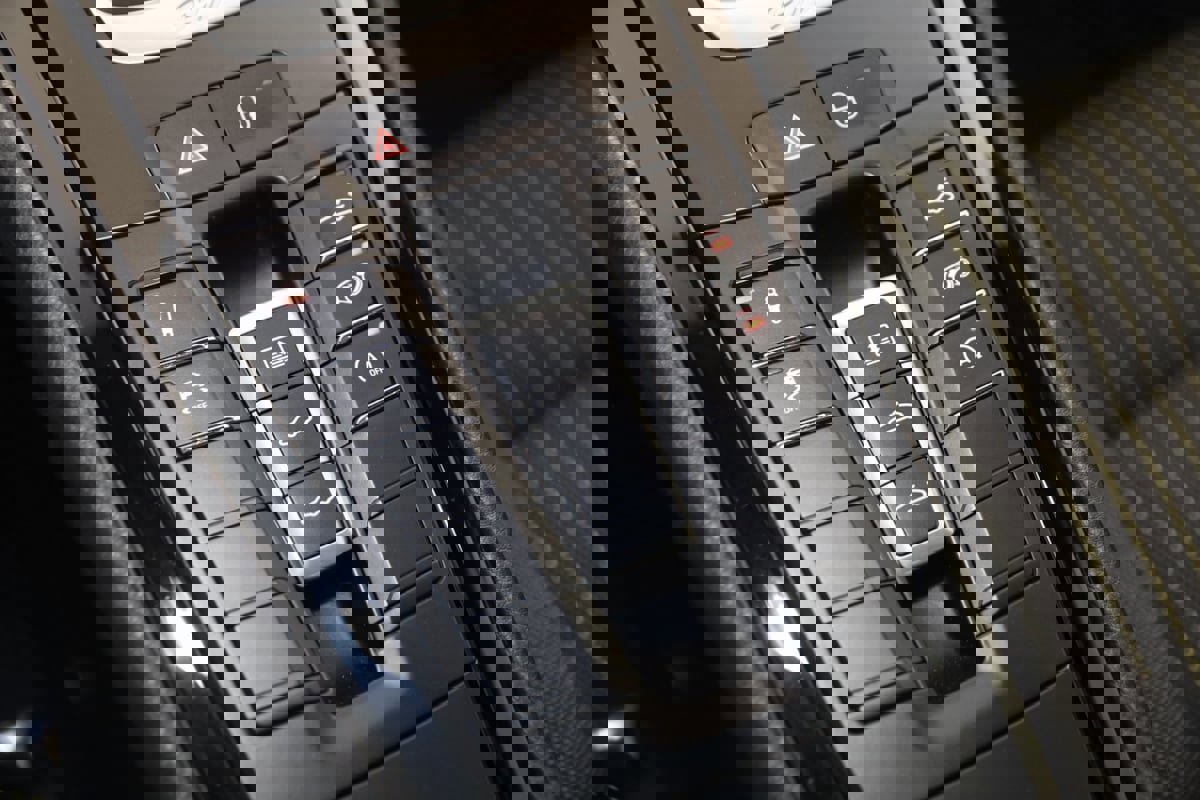 Used 2019 Porsche 911 Carrera T w/ Carrera T Interior Package image 39