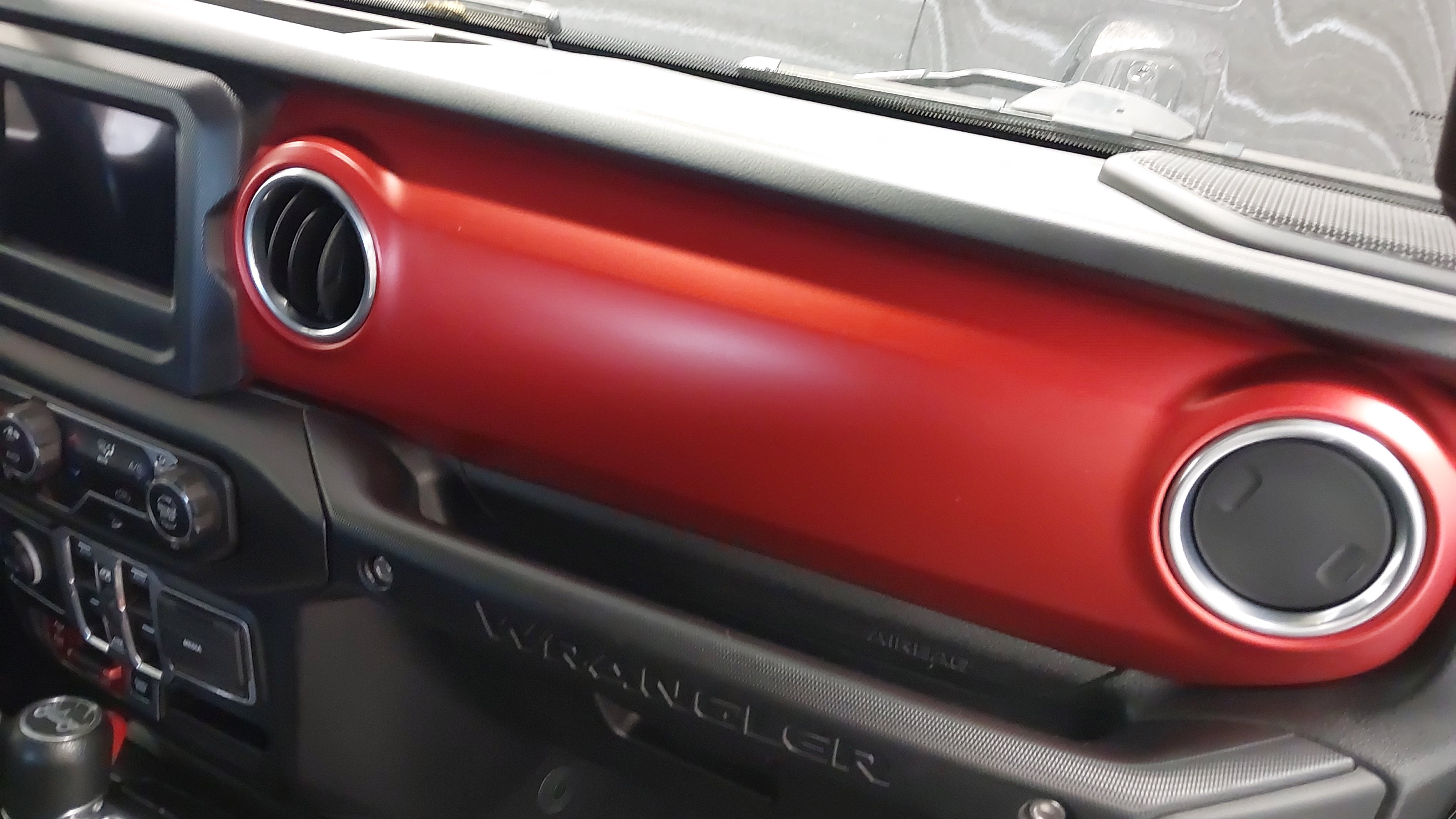 Used 2018 Jeep Wrangler Unlimited Rubicon AWD/4WD image 29