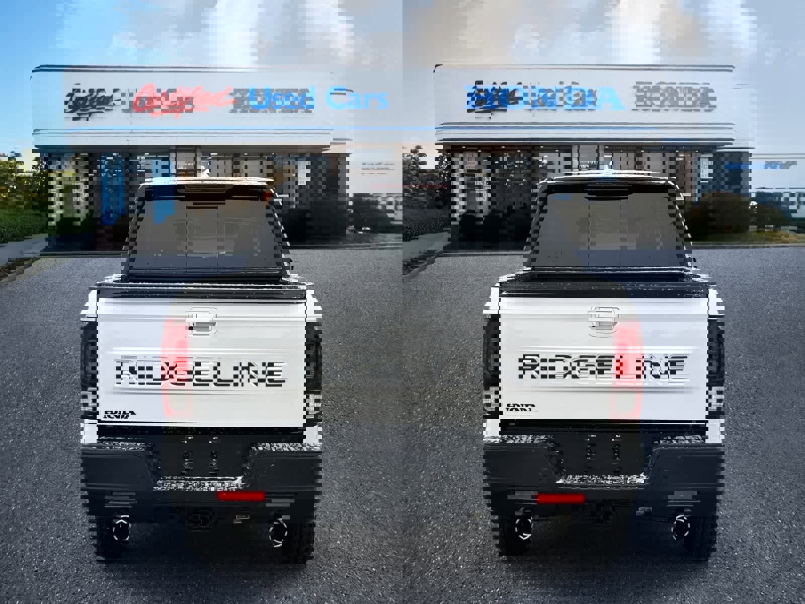 Used 2025 Honda Ridgeline Black Edition image 4