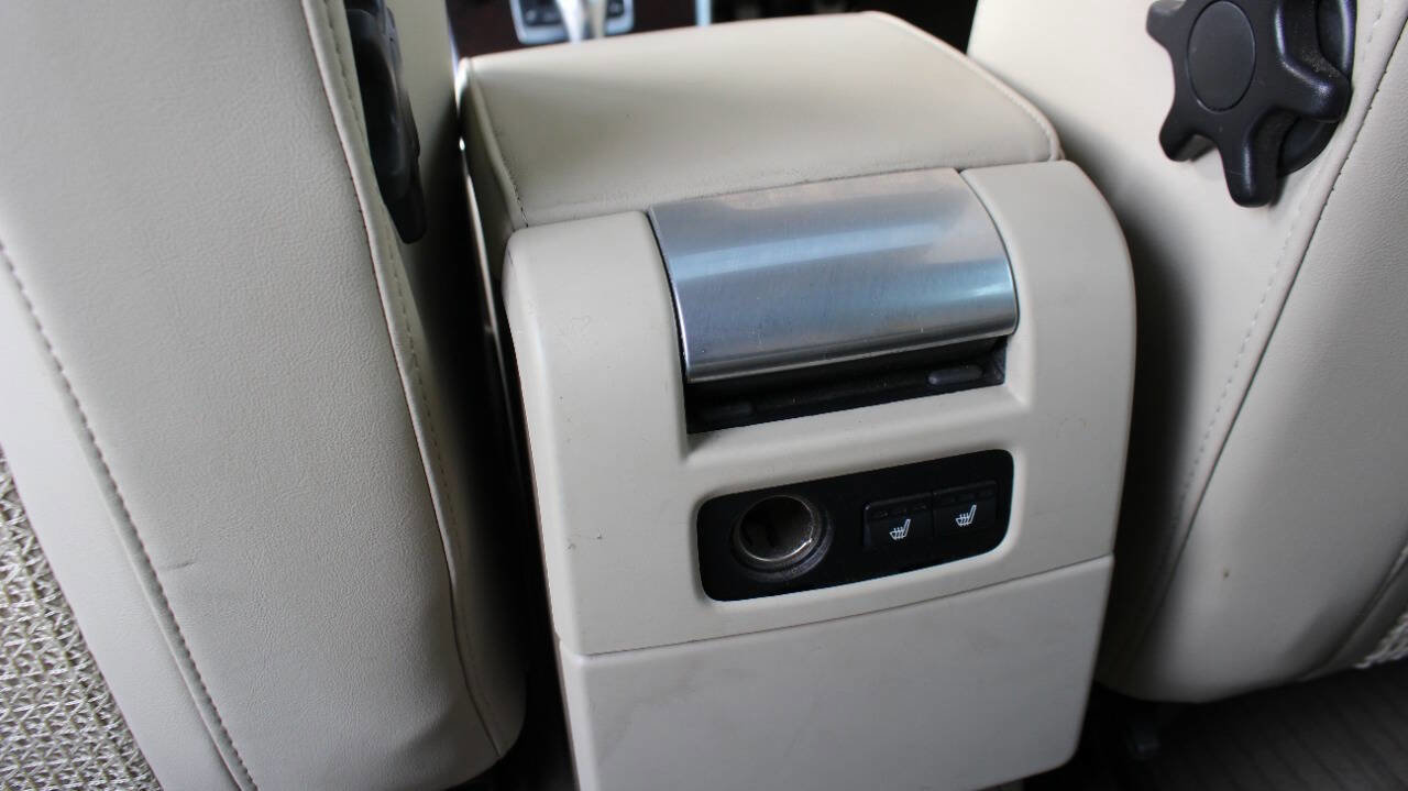 Used 2013 Volvo XC70 3.2 image 20