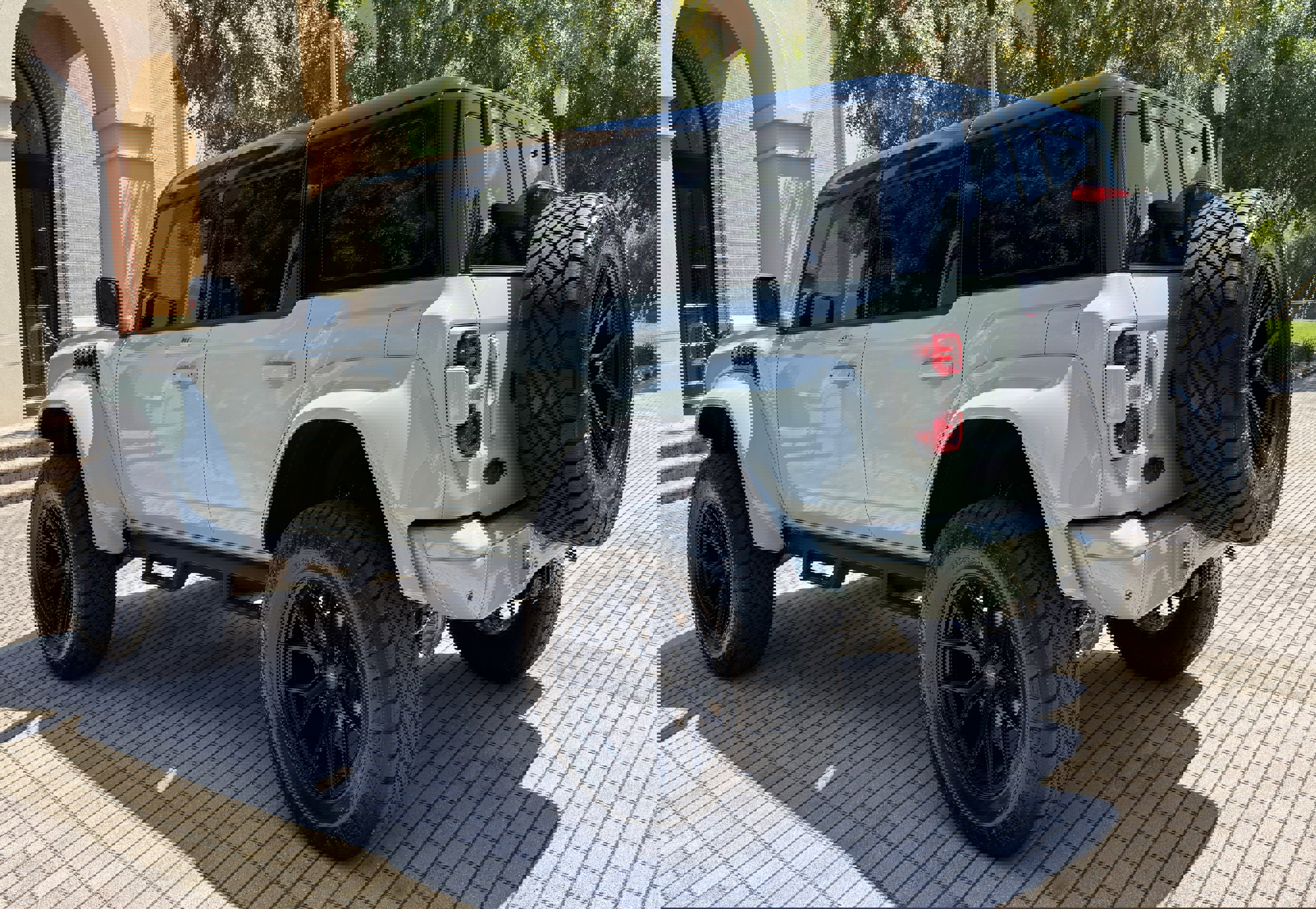 Used 2024 Ford Bronco Raptor w/ Interior Carbon Fiber Pack 6 image 9