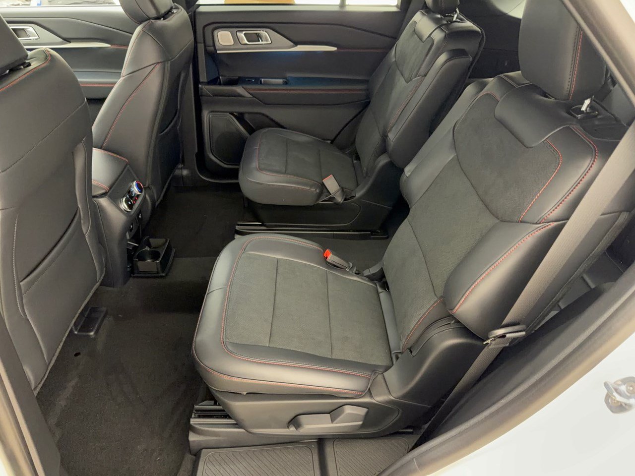 New 2027 Ford Explorer ST w/ Sun And Sound Package RWD image 25