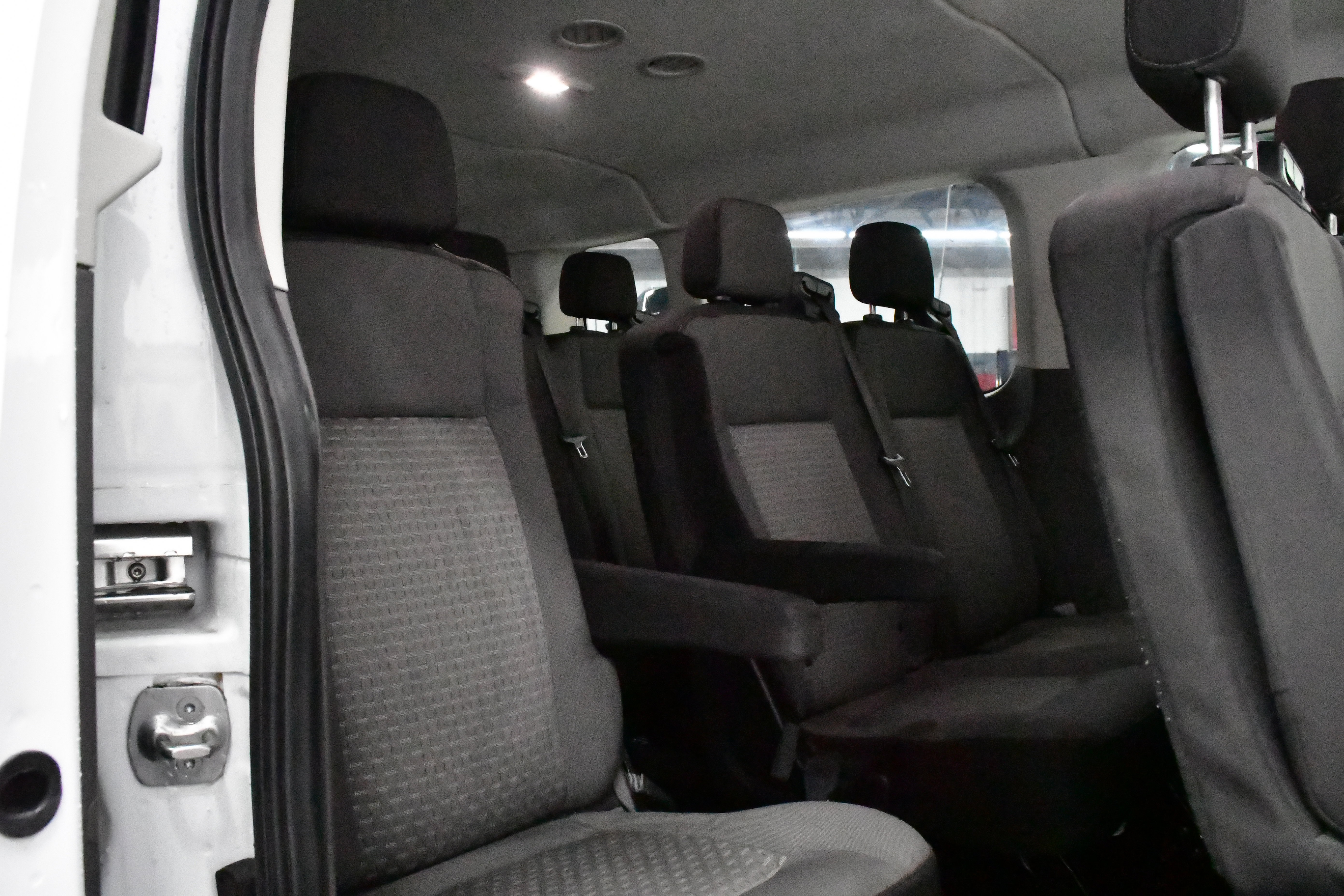 Used 2023 Ford Transit 350 XLT image 20