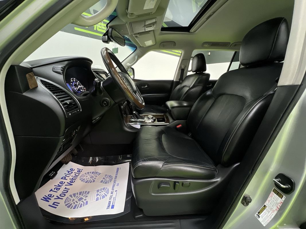 Used 2017 INFINITI QX80 4WD w/ Driver Assistance Package image 17