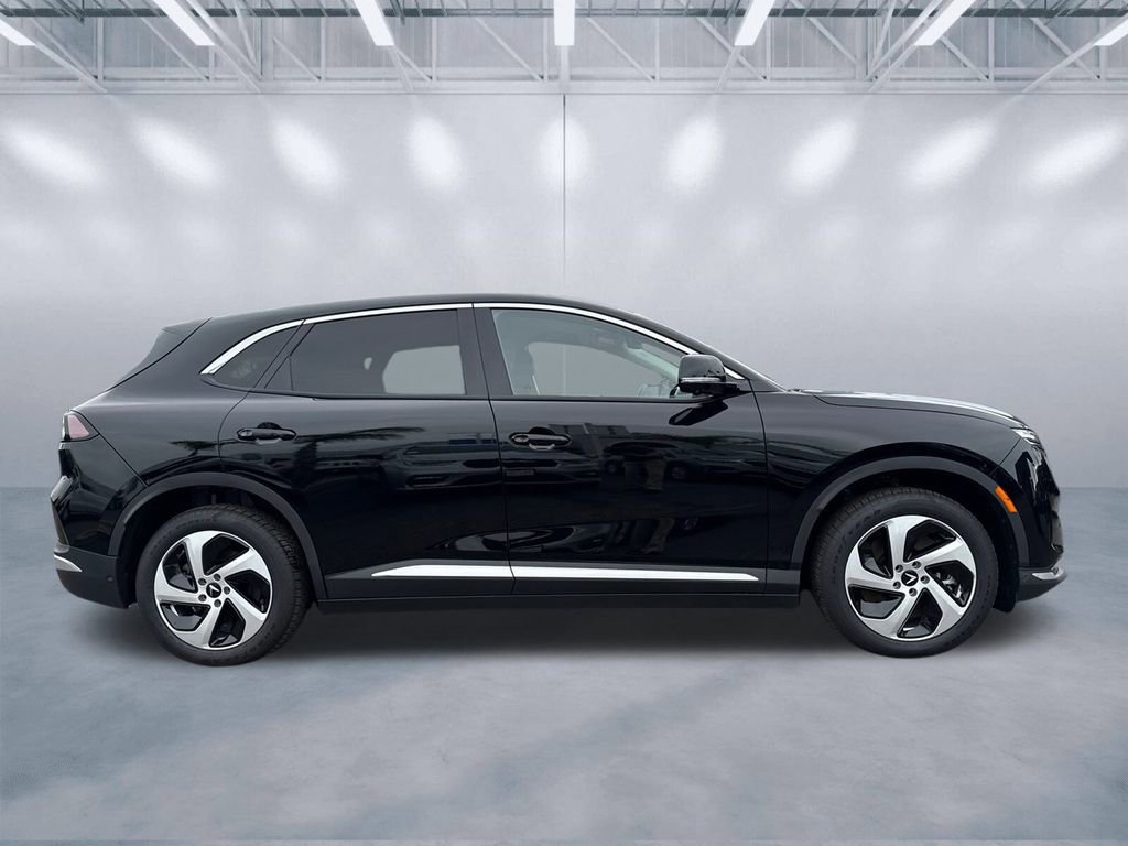 New 2025 VinFast VF 8 Eco AWD/4WD image 3