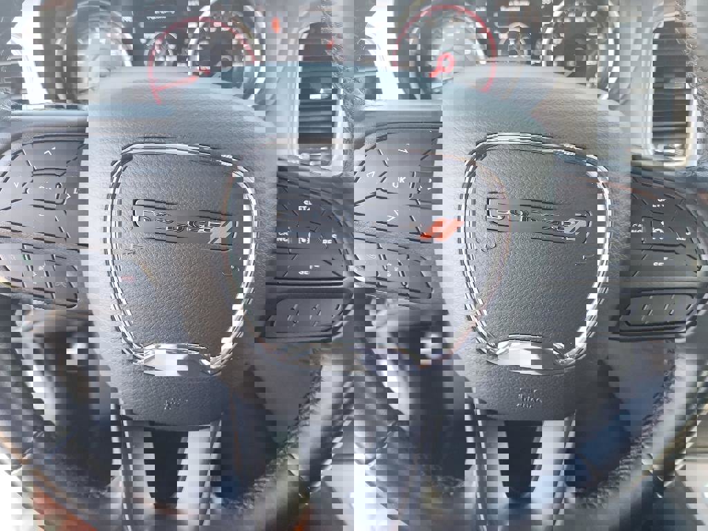 Used 2022 Dodge Charger SXT image 16