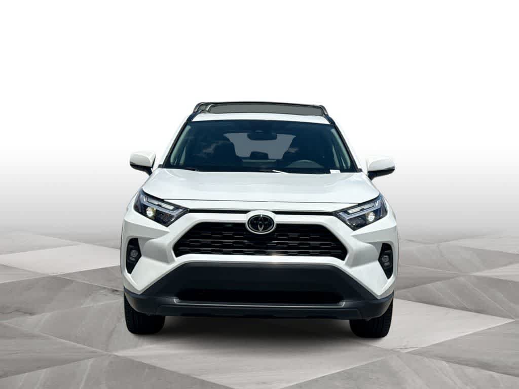 Used 2025 Toyota RAV4 XLE Premium AWD/4WD image 3
