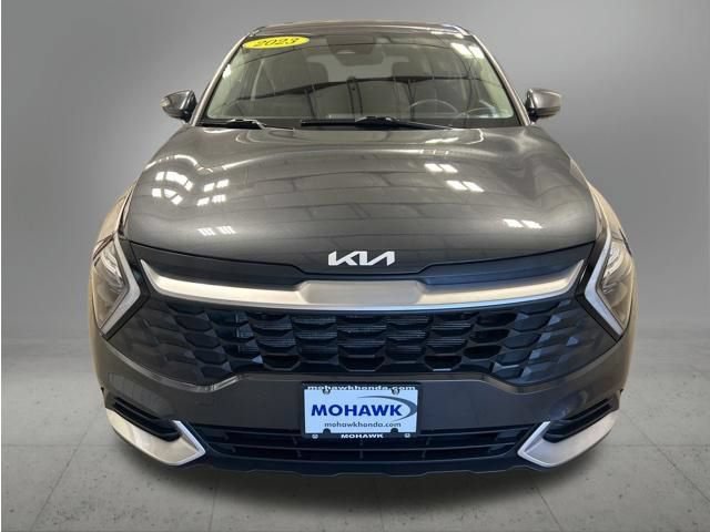 Used 2023 Kia Sportage LX AWD/4WD image 9