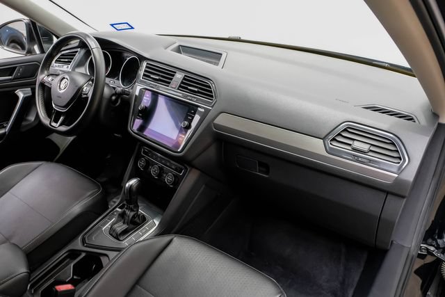 Used 2021 Volkswagen Tiguan SEL FWD image 15