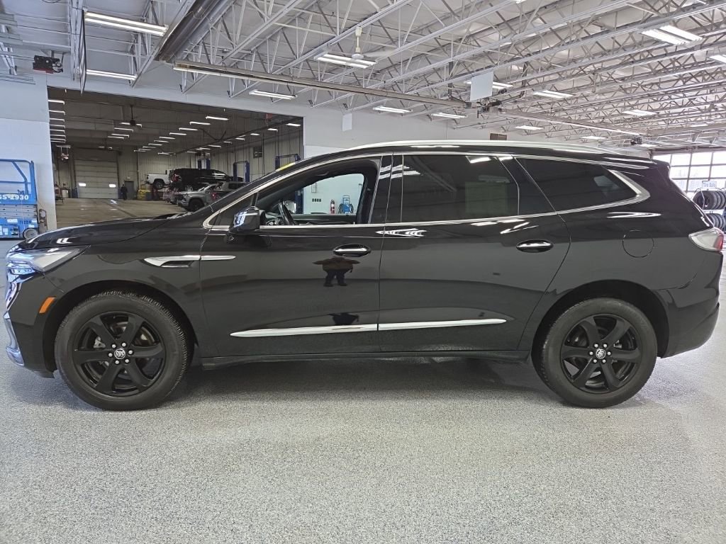 Used 2023 Buick Enclave Essence w/ Experience Buick Package AWD/4WD image 4