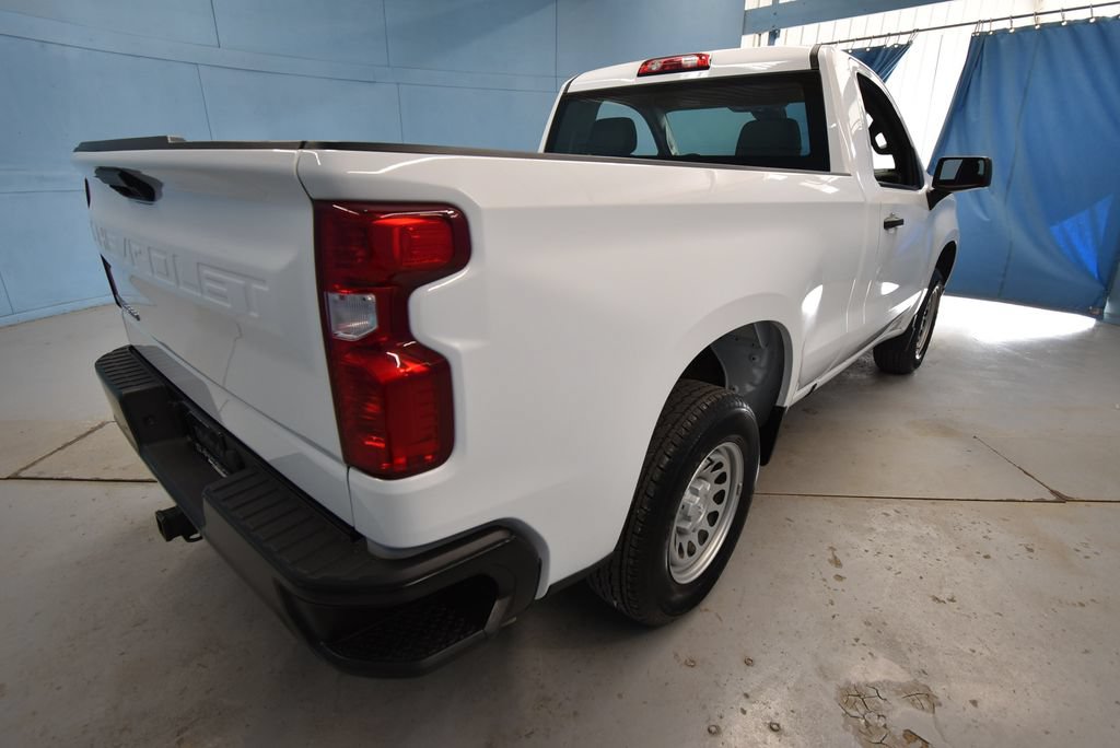 Used 2025 Chevrolet Silverado 1500 W/T w/ Trailering Package AWD/4WD image 32