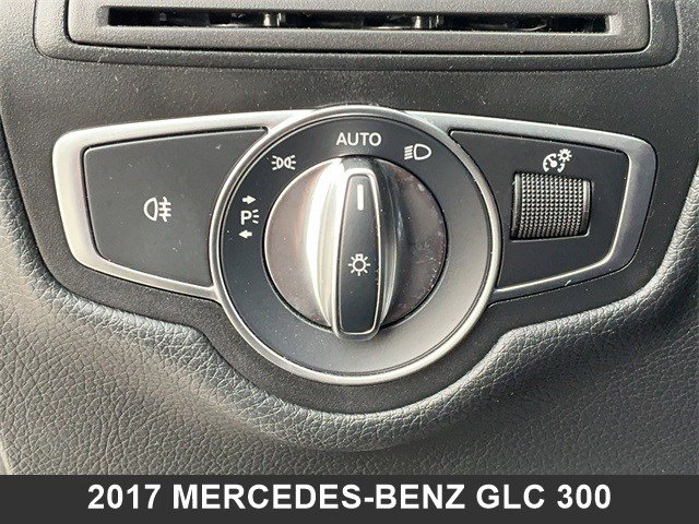 Used 2017 Mercedes-Benz GLC 300 4MATIC Coupe image 29