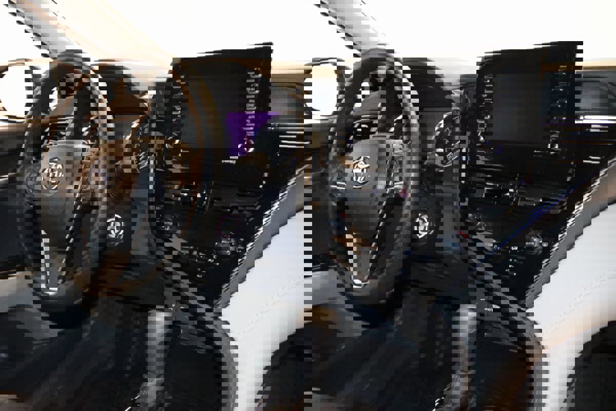 Used 2023 Toyota Camry LE image 57