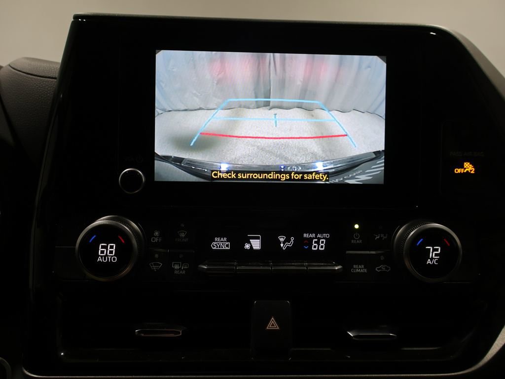 Used 2023 Toyota Highlander LE image 28