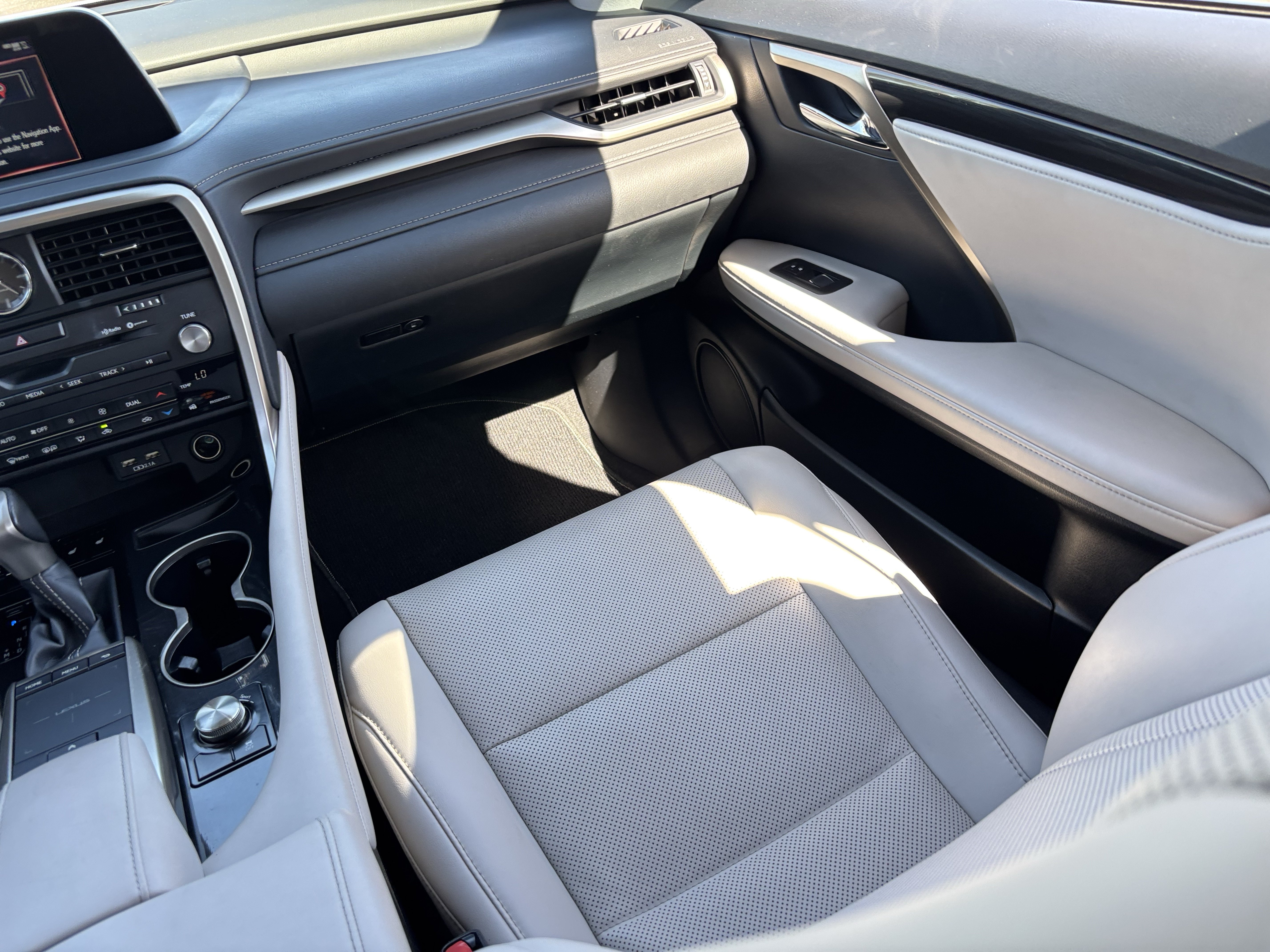 Used 2020 Lexus RX 350 FWD w/ Accessory Package image 14