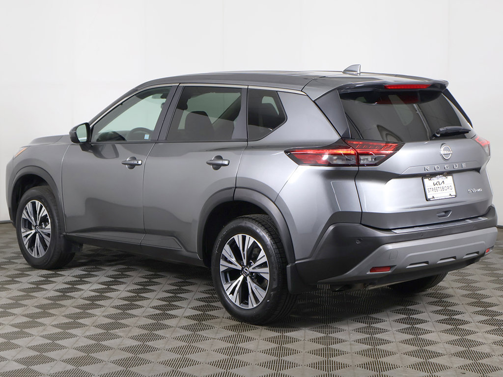 Used 2023 Nissan Rogue SV AWD/4WD image 7