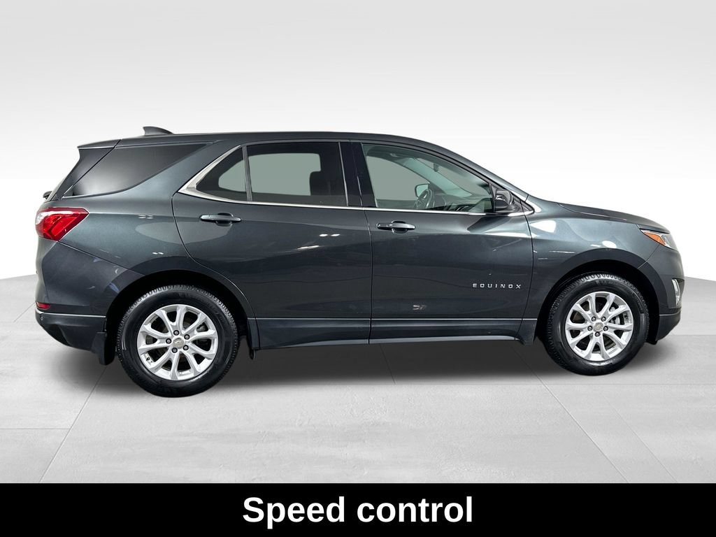 Used 2020 Chevrolet Equinox LT w/ Driver Convenience Package AWD/4WD image 13