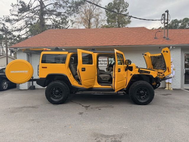 Used 2003 HUMMER H2 w/ Preferred Equipment Group image 9