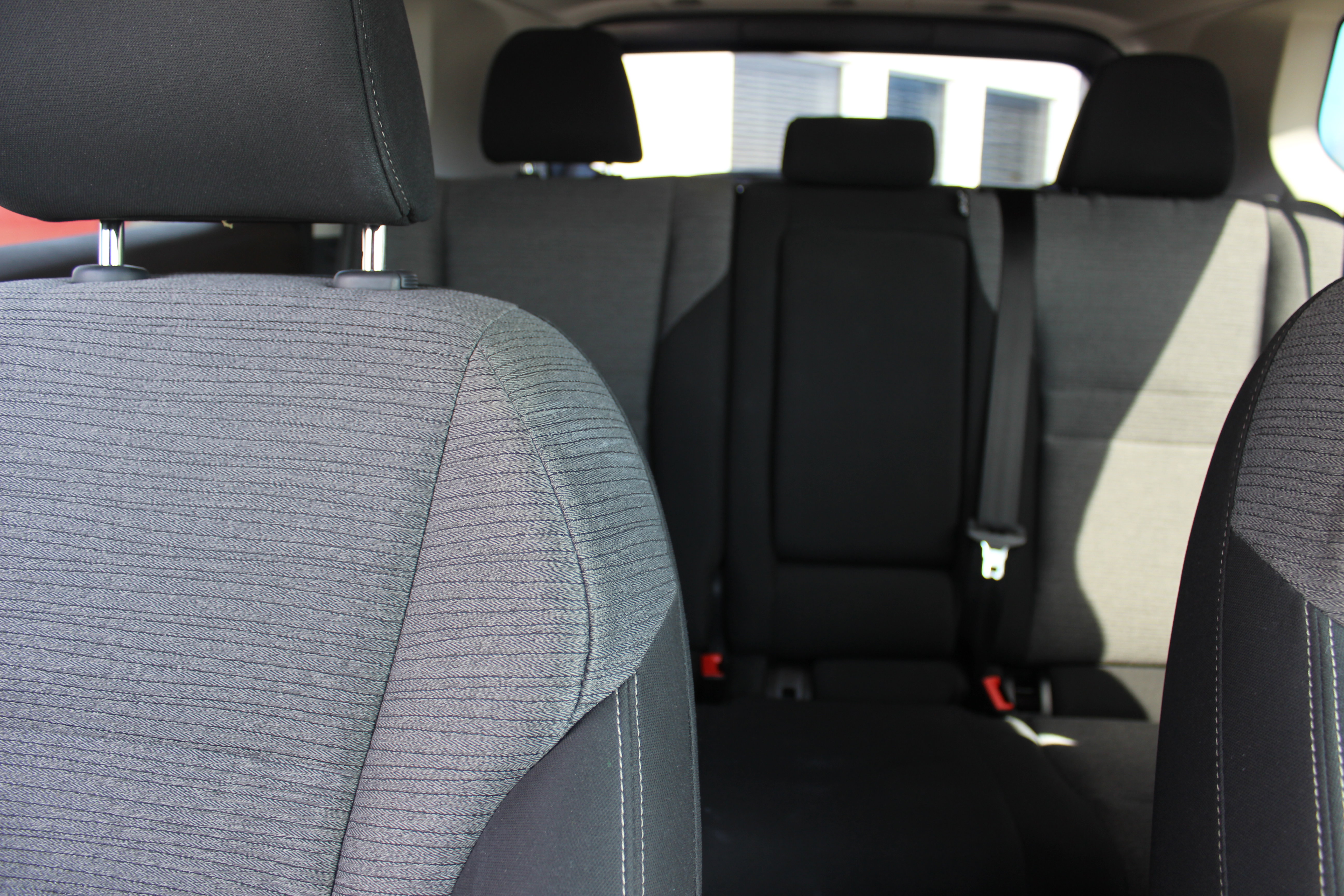 Used 2023 Nissan Rogue SV image 7