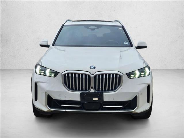 Used 2025 BMW X5 xDrive50e video 2