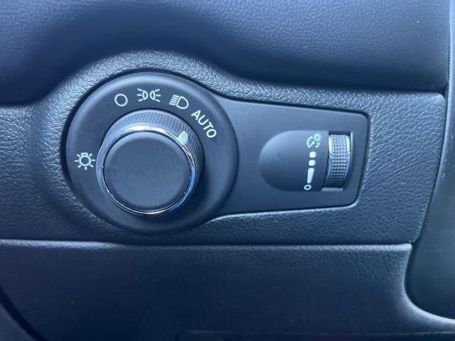 Used 2024 Dodge Durango GT AWD/4WD image 28