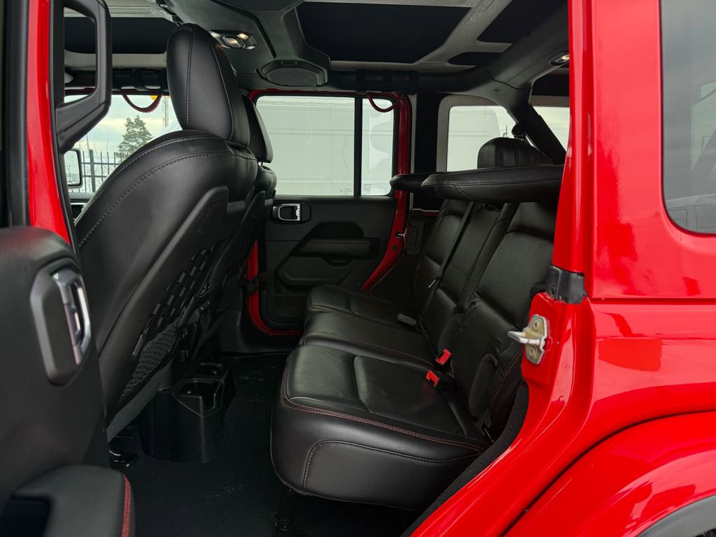 Used 2020 Jeep Wrangler Unlimited Rubicon w/ Advanced Safety Group image 18