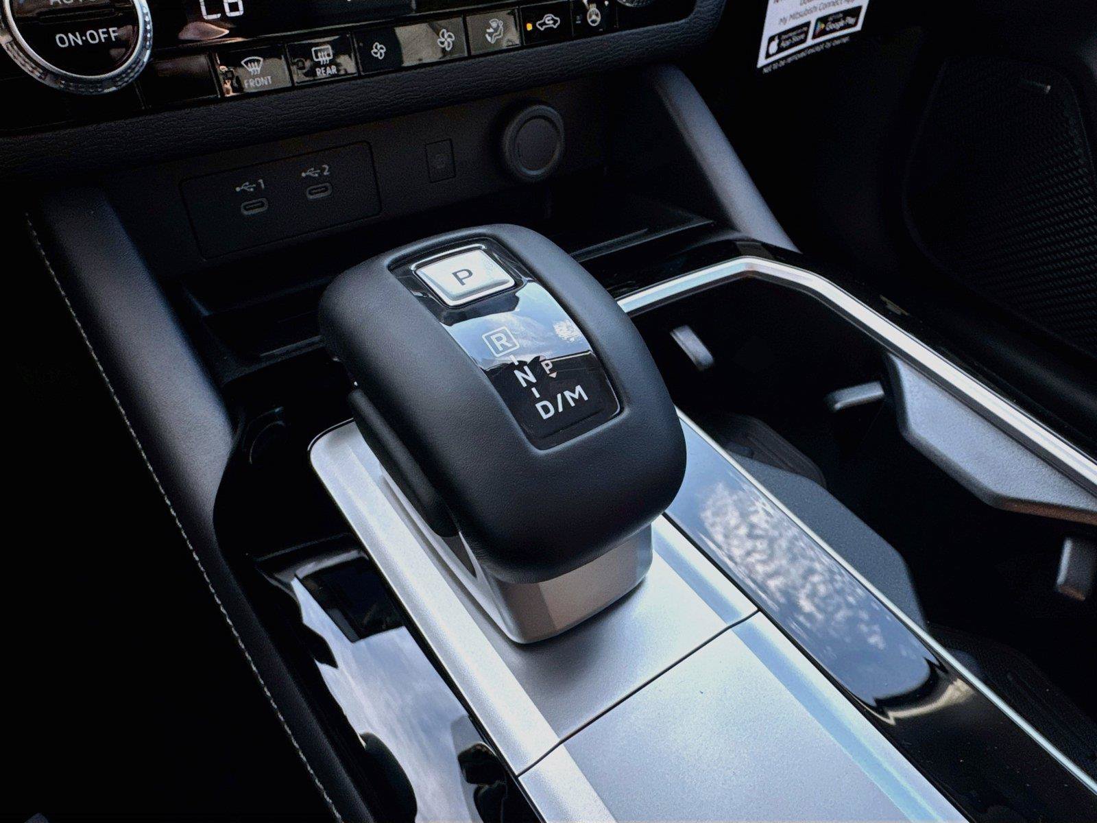 New 2026 Mitsubishi Outlander SE FWD image 22
