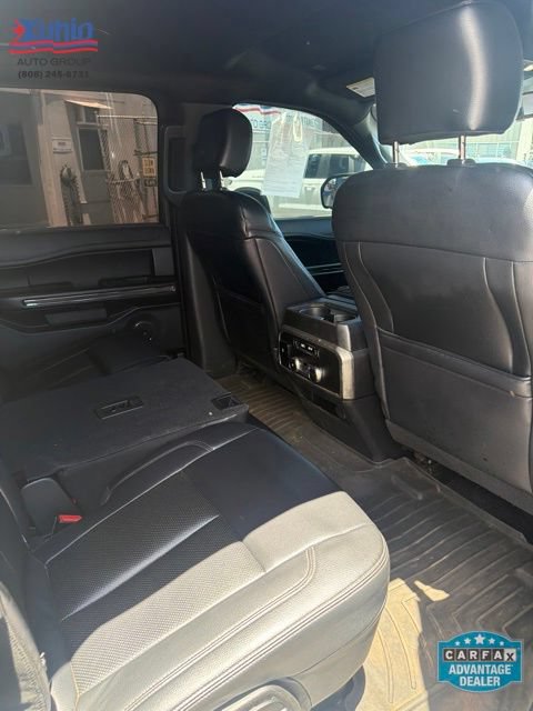 Used 2019 Ford Expedition XLT w/ Equipment Group 201A AWD/4WD image 8