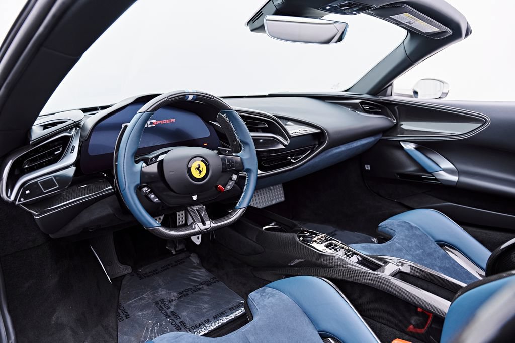 Used 2022 Ferrari SF90 Spider AWD/4WD image 2