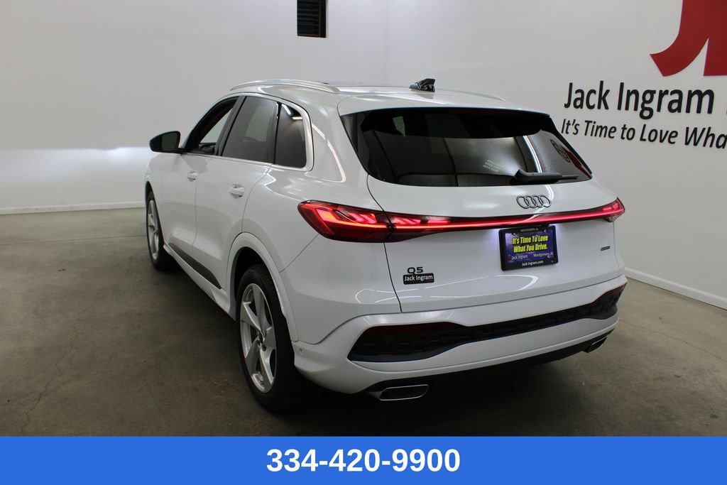 New 2025 Audi Q5 Prestige image 2