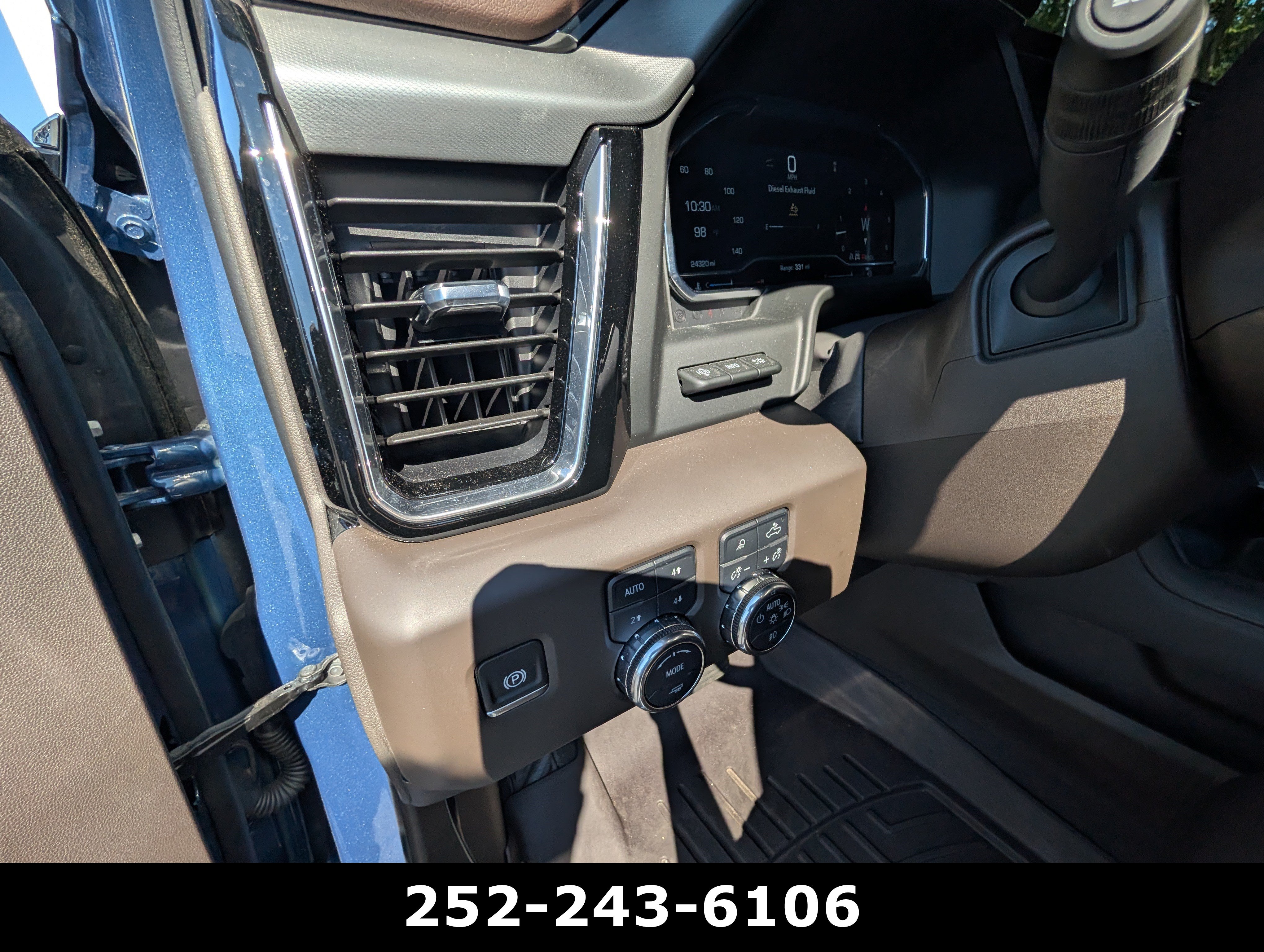 Used 2024 GMC Sierra 2500 Denali w/ Denali Reserve Package AWD/4WD image 16