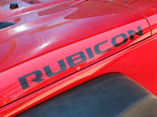 Used 2015 Jeep Wrangler Unlimited Rubicon image 8
