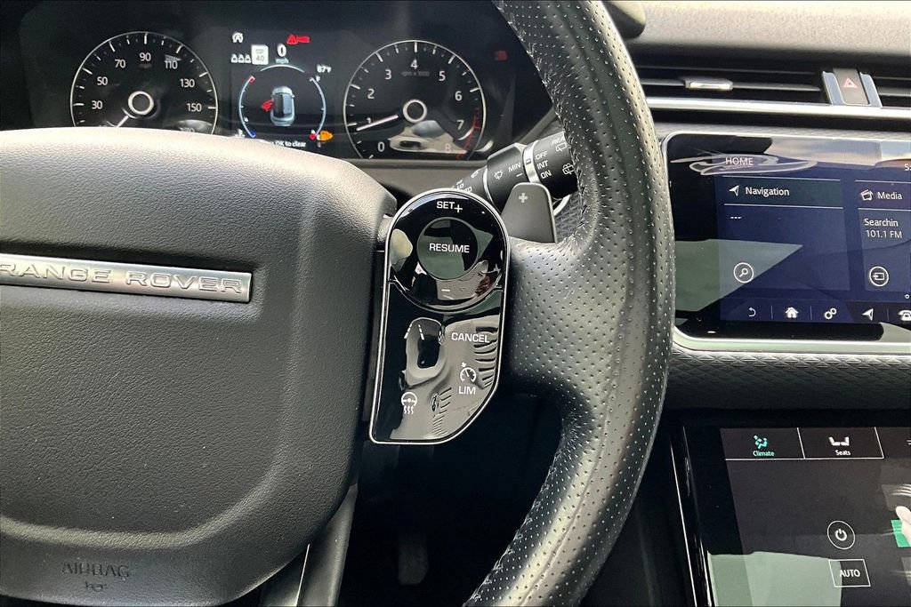 Used 2019 Land Rover Range Rover Velar S AWD/4WD image 12