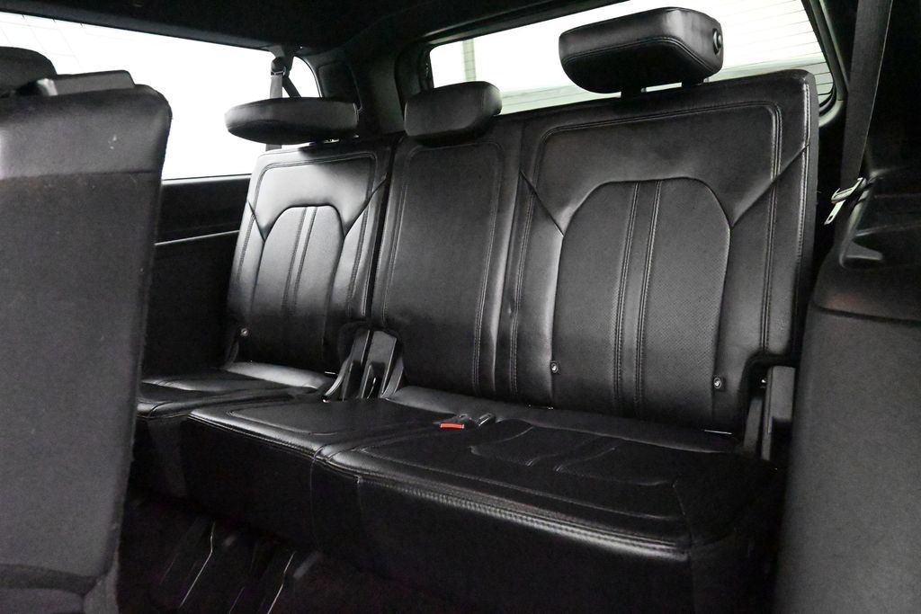 Used 2021 Ford Expedition Max Limited AWD/4WD image 16