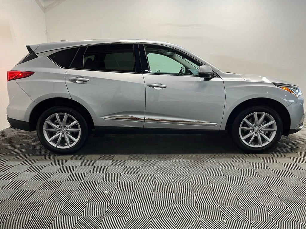 Used 2024 Acura RDX SH-AWD image 4